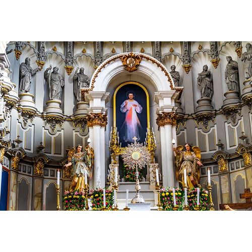 Basilica Altar Monstrance Jesus Painting La Compania Church Puebla-Mexico